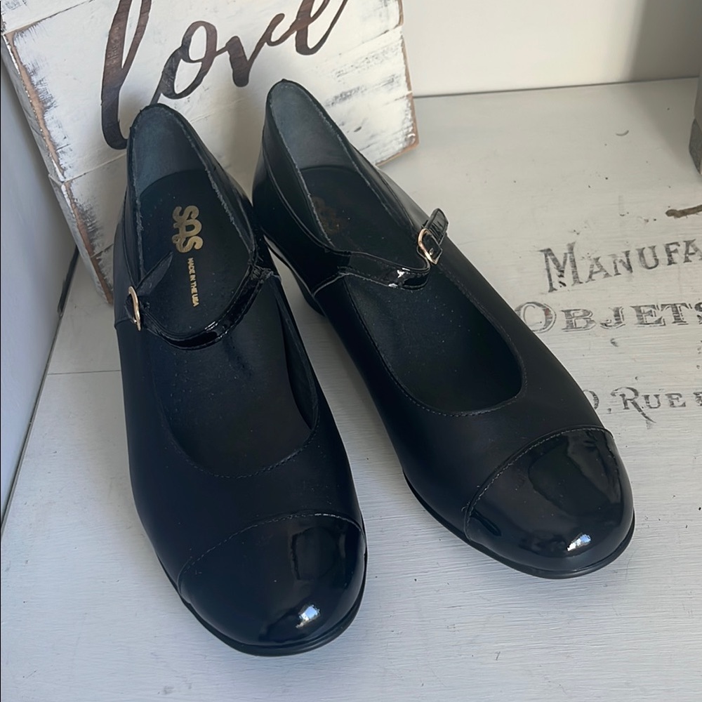 SAS Isabel Black Patent Leather Flats Sleek Loafers